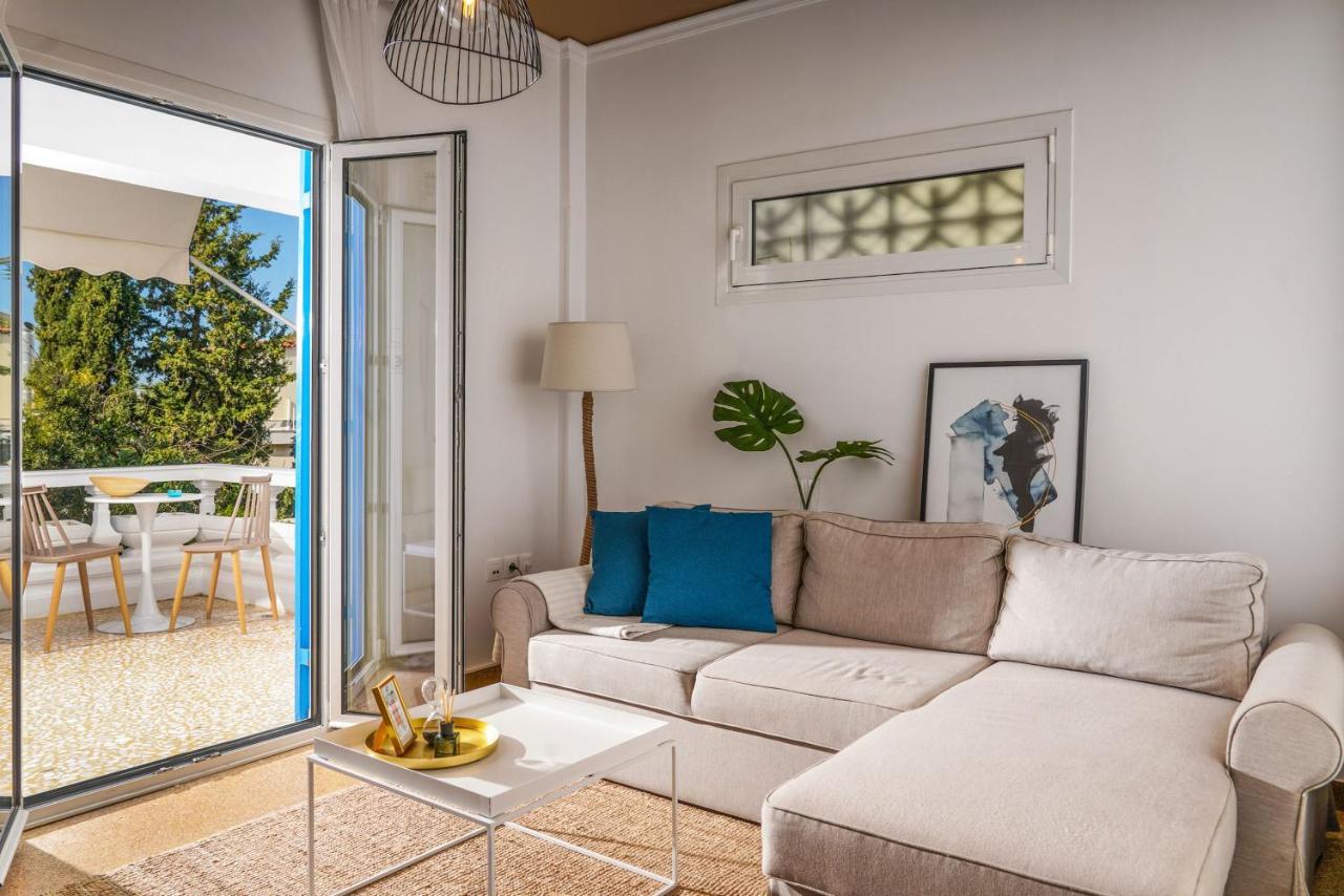 Breeze One Bedroom Apartment By Blupine Athena Bagian luar foto